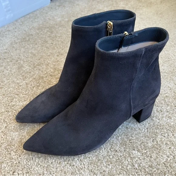 NWD L’agence Jeanne Block Heel Gray Suede Booties - Picture 2 of 8